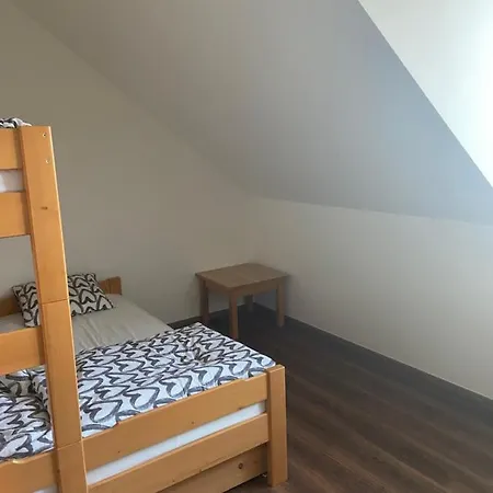 شقة Horsky Apartman Pod Jestedem